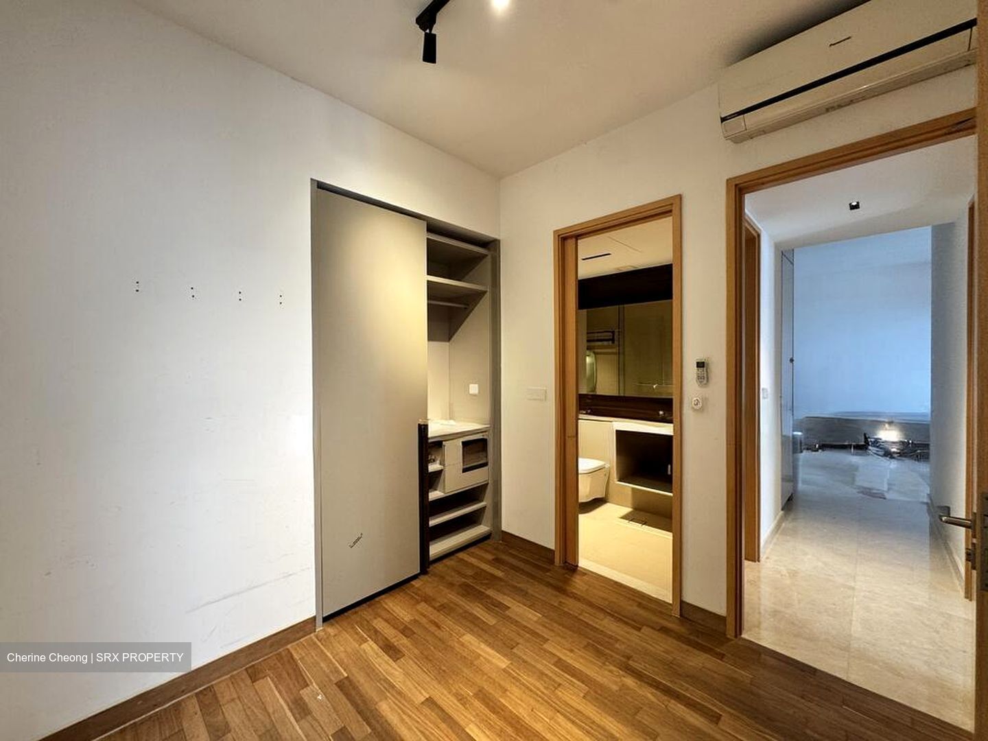 Commonwealth Towers (D3), Condominium #520541631